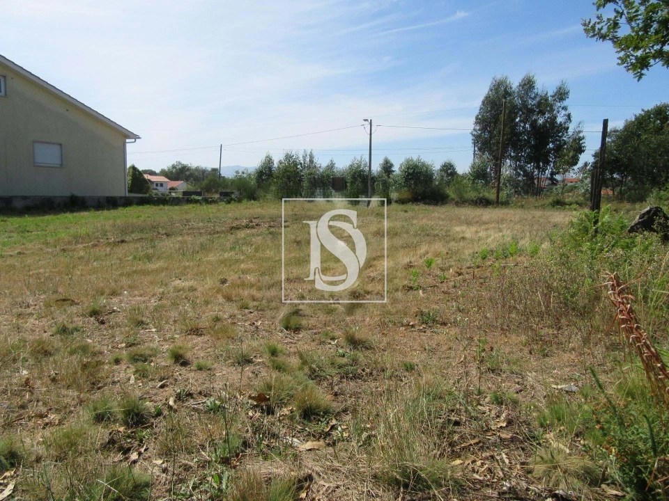 Terreno para Venda em Tonda Foto 1