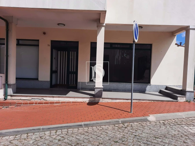 Negócio para Venda em Mortágua, Vale de Remígio, Cortegaça e Almaça Foto 1