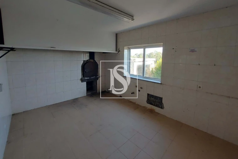 Prédio para Venda em Santiago de Besteiros Foto 29