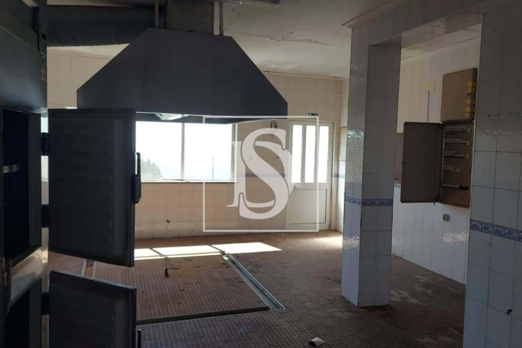 Prédio para Venda em Santiago de Besteiros Foto 34