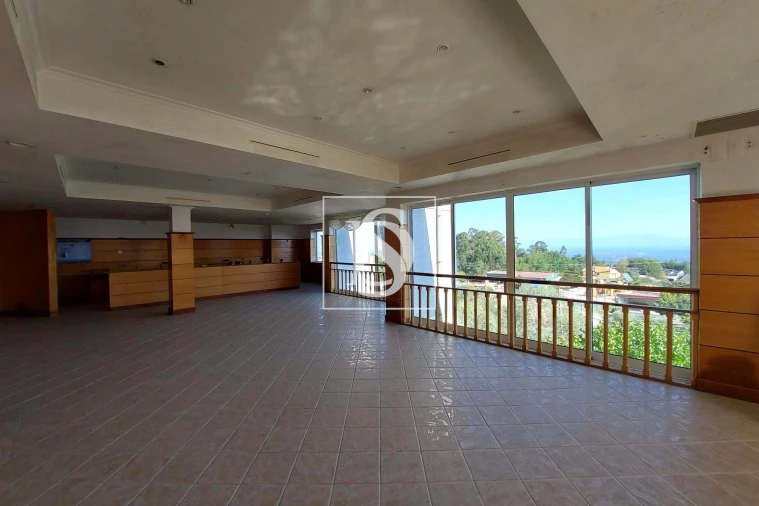 Prédio para Venda em Santiago de Besteiros Foto 11