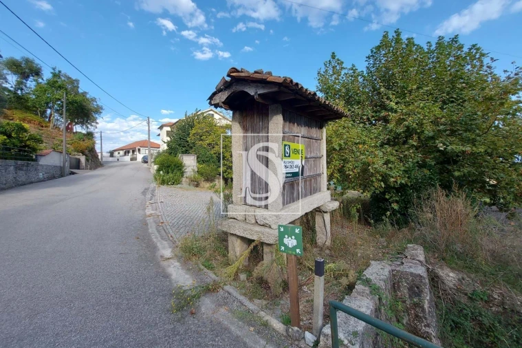 Prédio para Venda em Santiago de Besteiros Foto 6