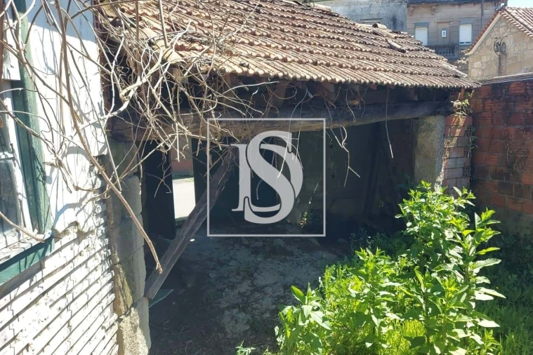 Moradia T3 para Venda em Campo de Besteiros Foto 11