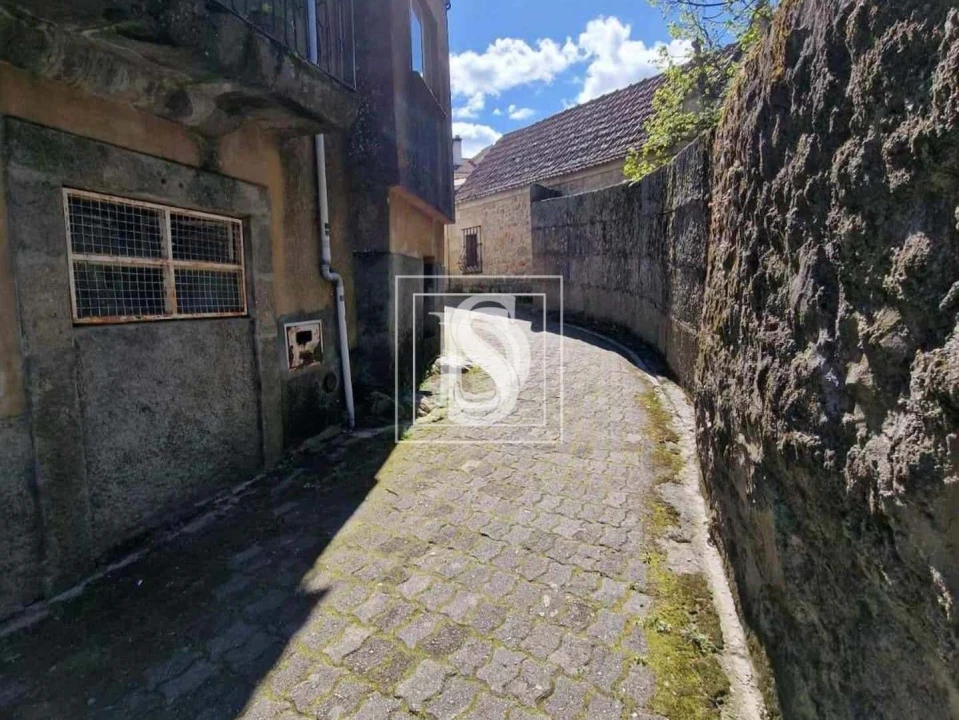 Moradia T3 para Venda em Gouveia (São Pedro e São Julião) Foto 4