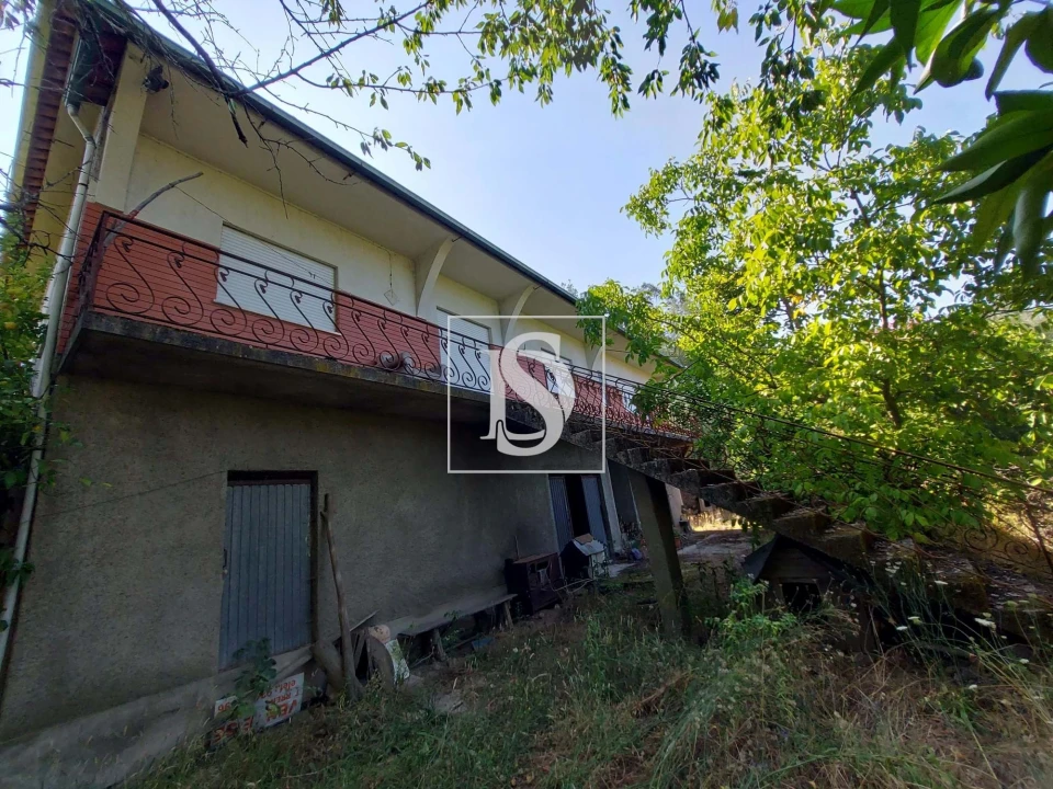 Quinta T3 para Venda em Castelões Foto 2