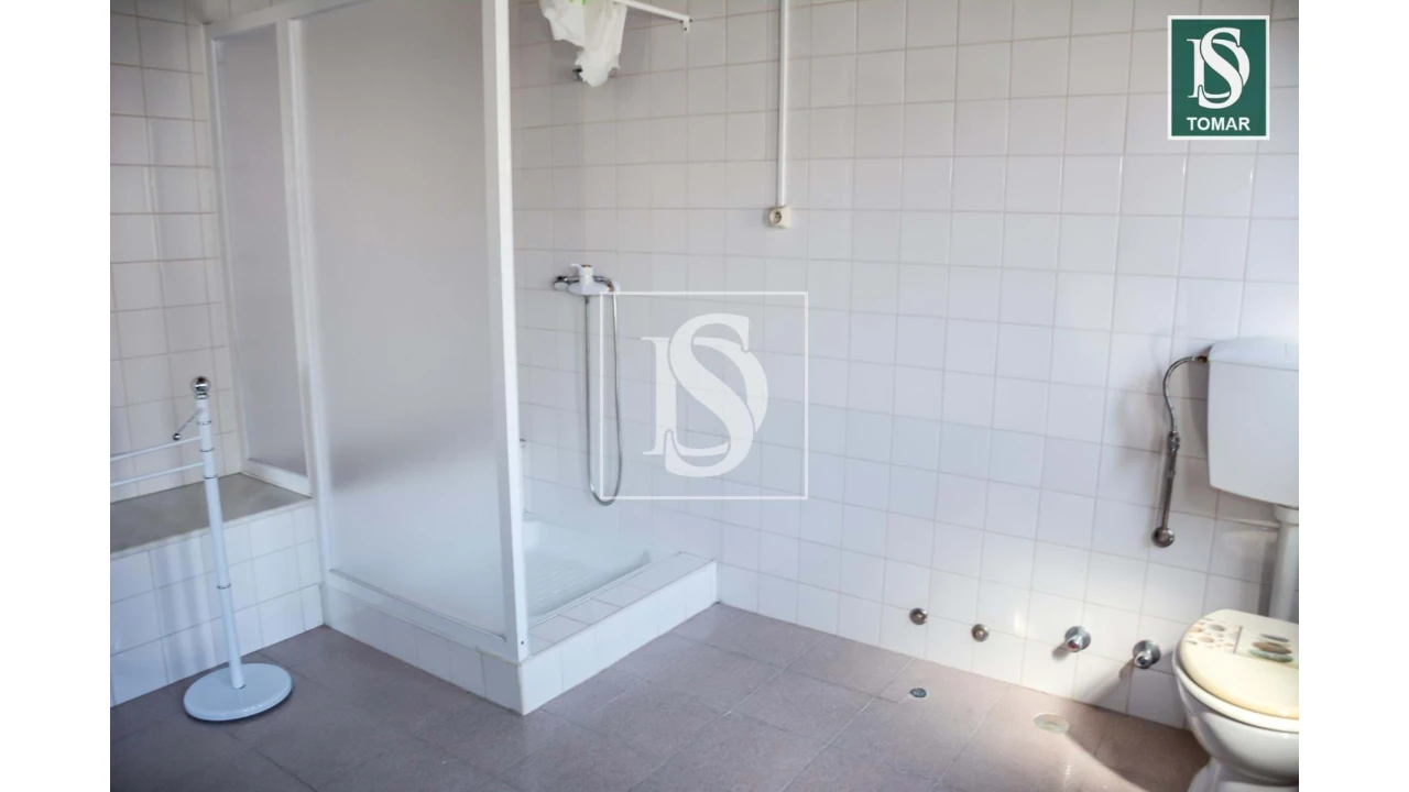 Moradia T2 para Venda em Alburitel Foto 22