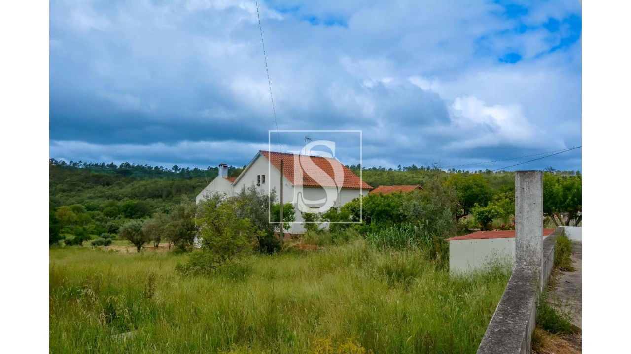 Moradia T3 para Venda em Casais e Alviobeira Foto 25