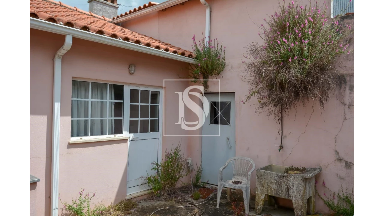 Moradia T3 para Venda em Casais e Alviobeira Foto 16