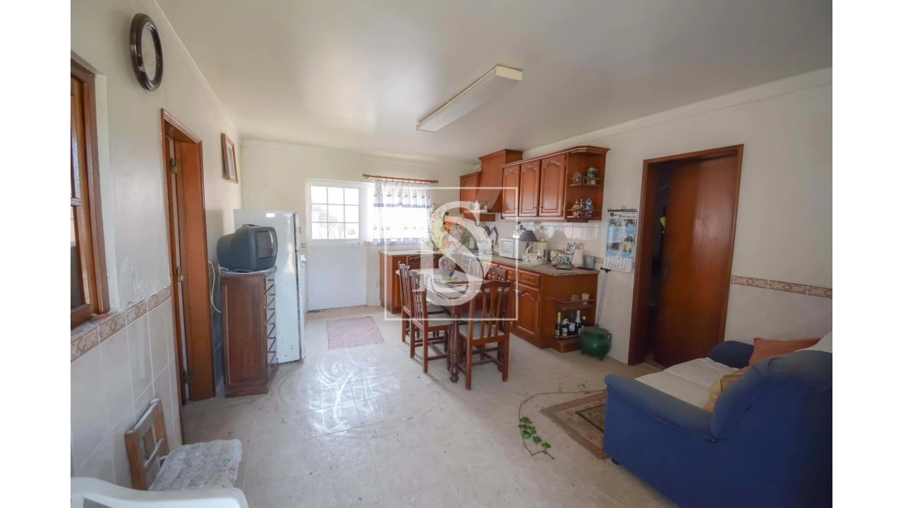 Moradia T3 para Venda em Casais e Alviobeira Foto 5