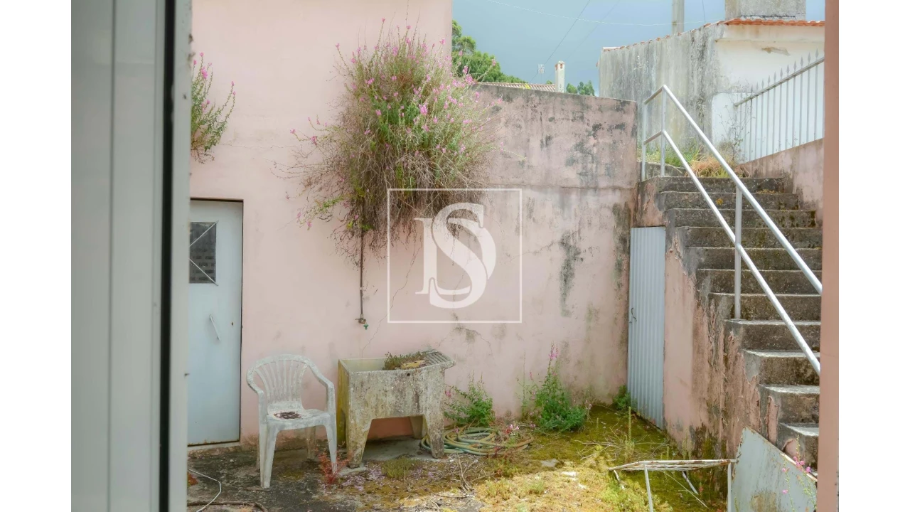 Moradia T3 para Venda em Casais e Alviobeira Foto 15