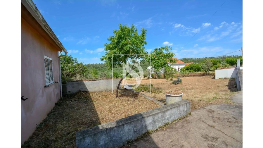 Moradia T3 para Venda em Casais e Alviobeira Foto 30