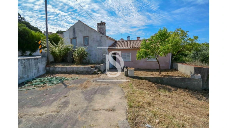 Moradia T3 para Venda em Casais e Alviobeira