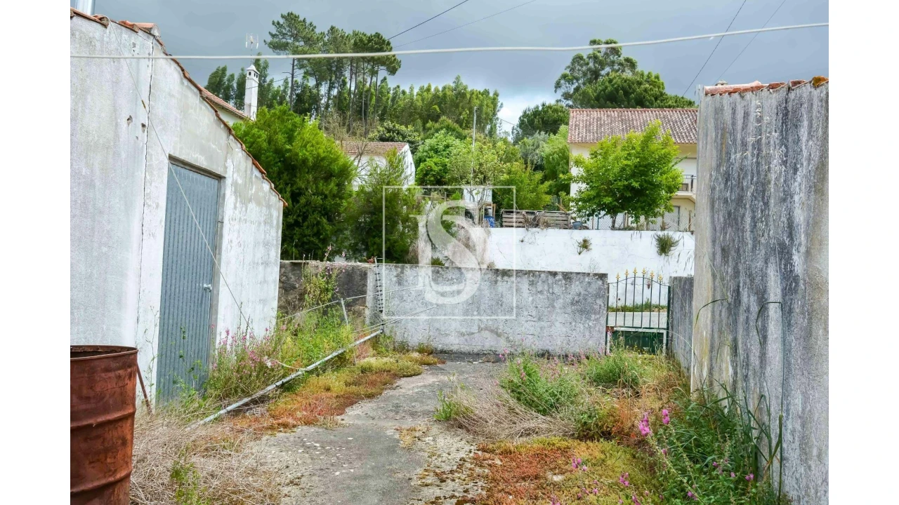 Moradia T3 para Venda em Casais e Alviobeira Foto 29