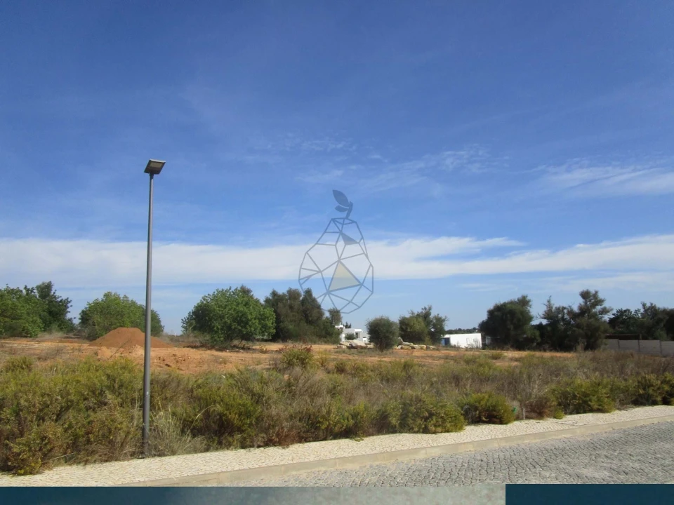 Terreno para Venda em Silves Foto 2