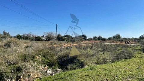 Terreno para Venda em Silves