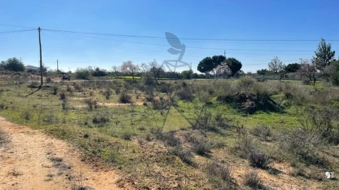 Terreno para Venda em Silves