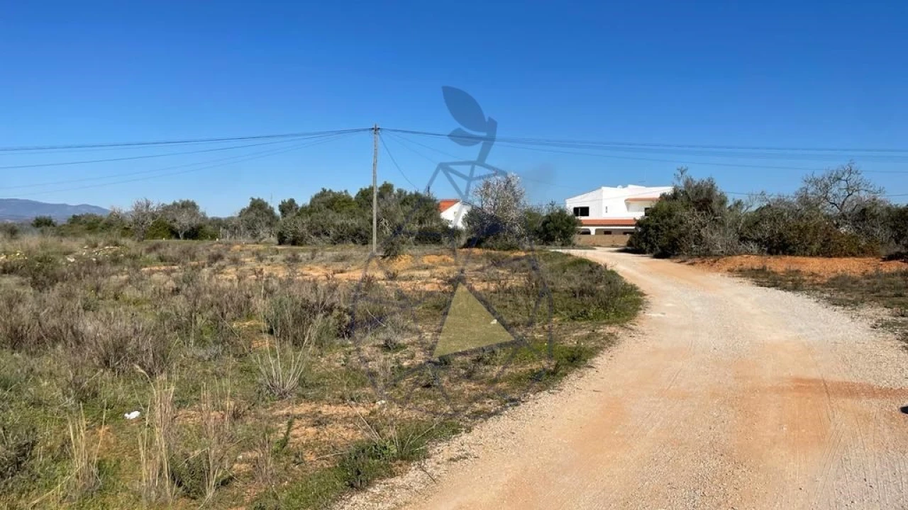 Terreno para Venda em Silves Foto 9