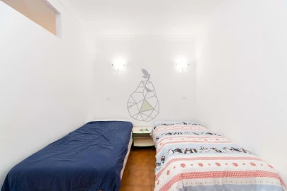 Moradia T10 para Venda em Silves