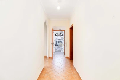 Moradia T10 para Venda em Silves