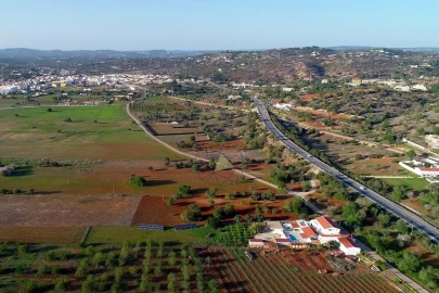 Moradia T10 para Venda em Silves
