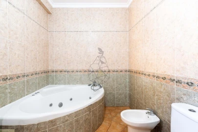 Moradia T10 para Venda em Silves