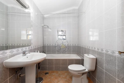 Moradia T10 para Venda em Silves