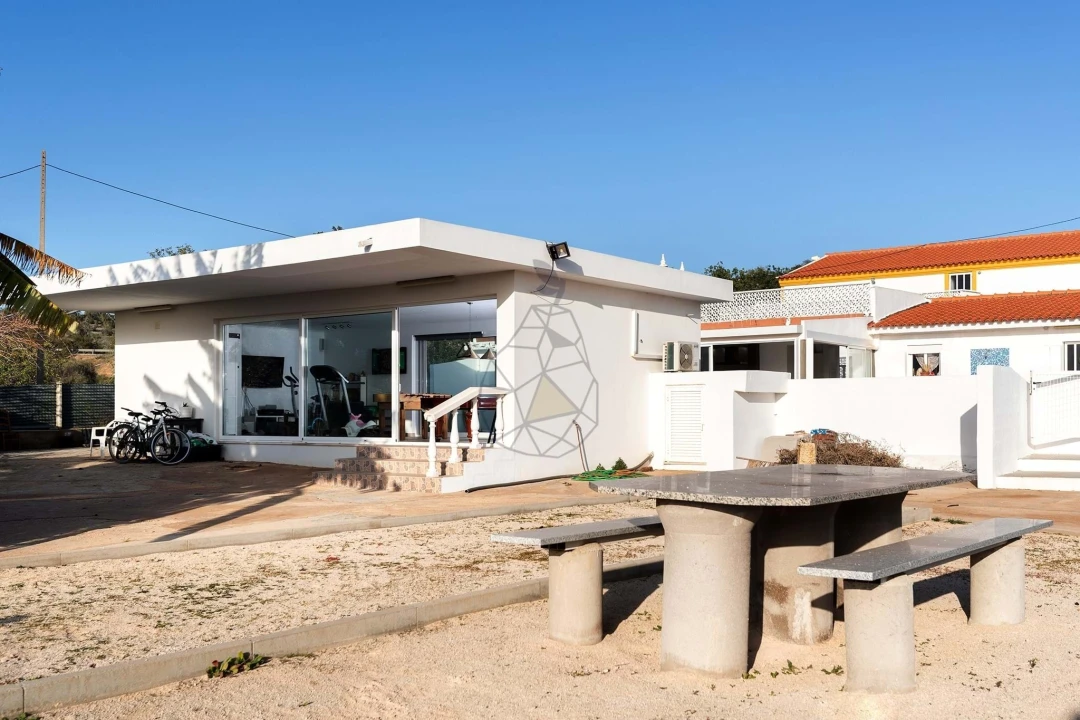 Moradia T10 para Venda em Silves Foto 38