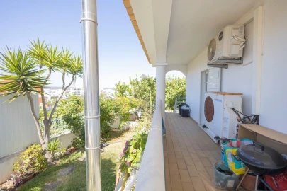 Moradia T7 para Venda em Portimão