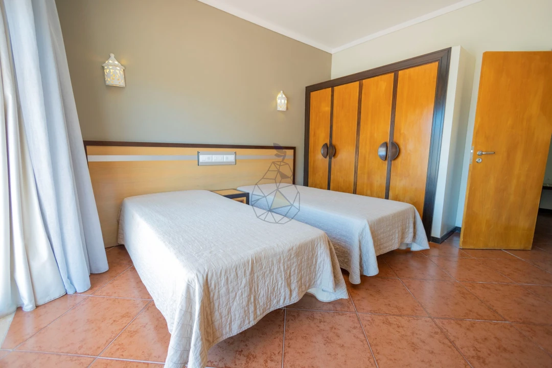 Apartamento T2 para Venda em Albufeira e Olhos de Água Foto 17