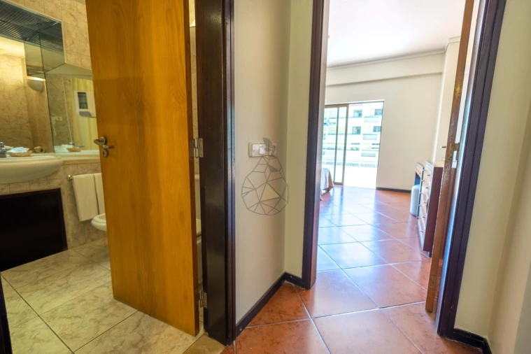 Apartamento T2 para Venda em Albufeira e Olhos de Água Foto 23