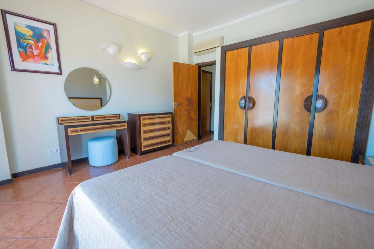 Apartamento T2 para Venda em Albufeira e Olhos de Água Foto 27