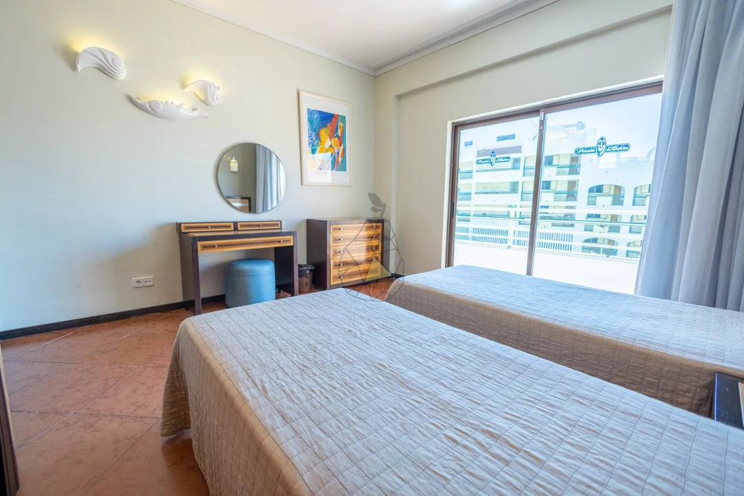 Apartamento T2 para Venda em Albufeira e Olhos de Água Foto 16