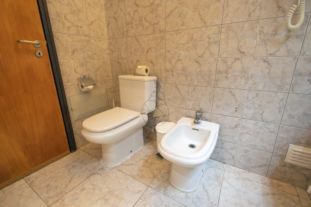 Apartamento T2 para Venda em Albufeira e Olhos de Água Foto 21
