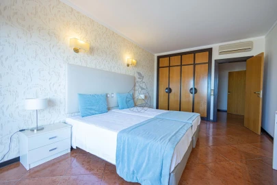 Apartamento T3 para Venda em Albufeira e Olhos de Água