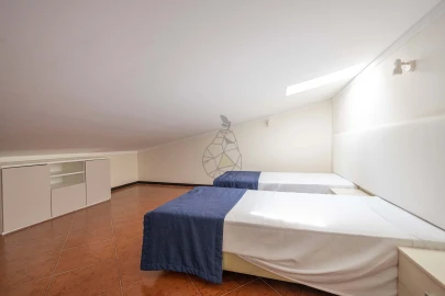 Apartamento T3 para Venda em Albufeira e Olhos de Água