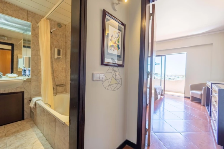 Apartamento T1 para Venda em Albufeira e Olhos de Água Foto 9