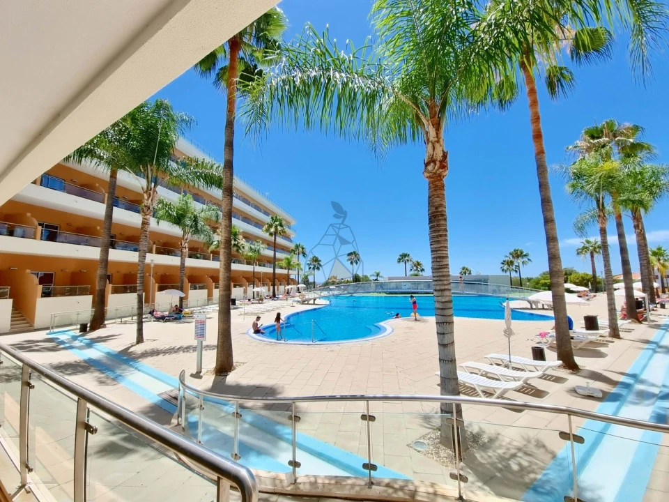 Apartamento T1 para Venda em Albufeira e Olhos de Água Foto 1
