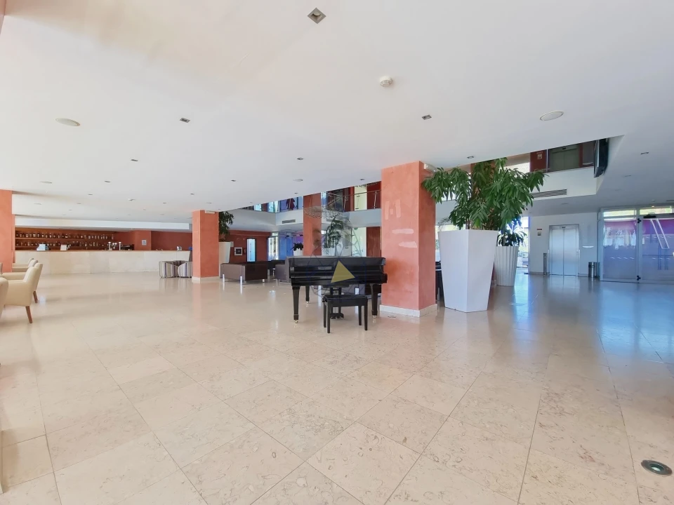Apartamento T1 para Venda em Albufeira e Olhos de Água Foto 25