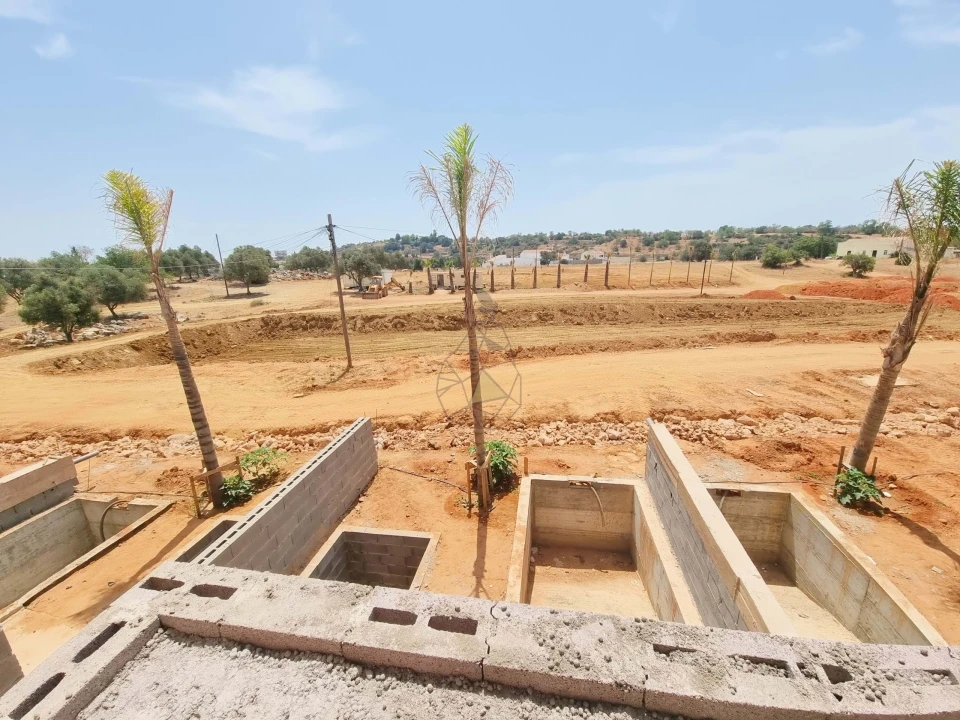 Terreno para Venda em Ferreiras Foto 1