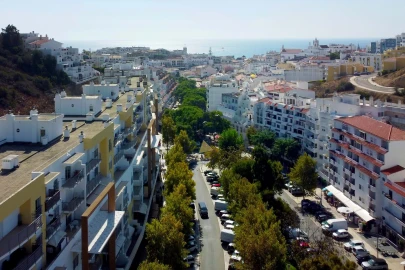 Negócio para Venda em Albufeira e Olhos de Água
