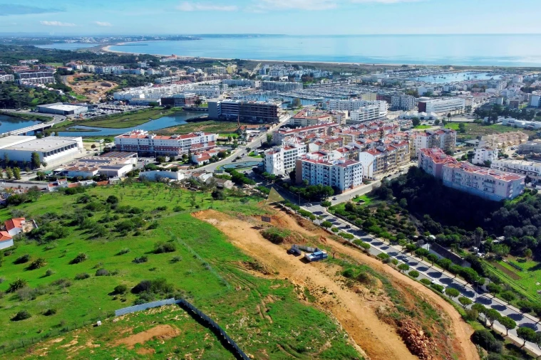 Terreno para Venda em Lagos (São Sebastião e Santa Maria) Foto 15