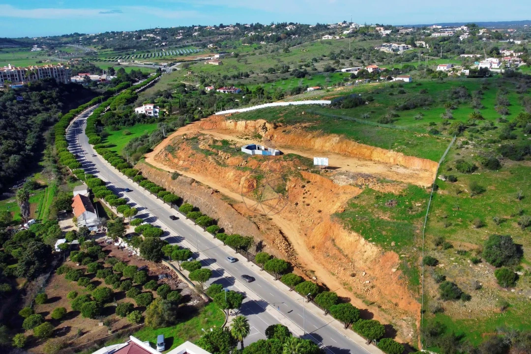 Terreno para Venda em Lagos (São Sebastião e Santa Maria) Foto 7