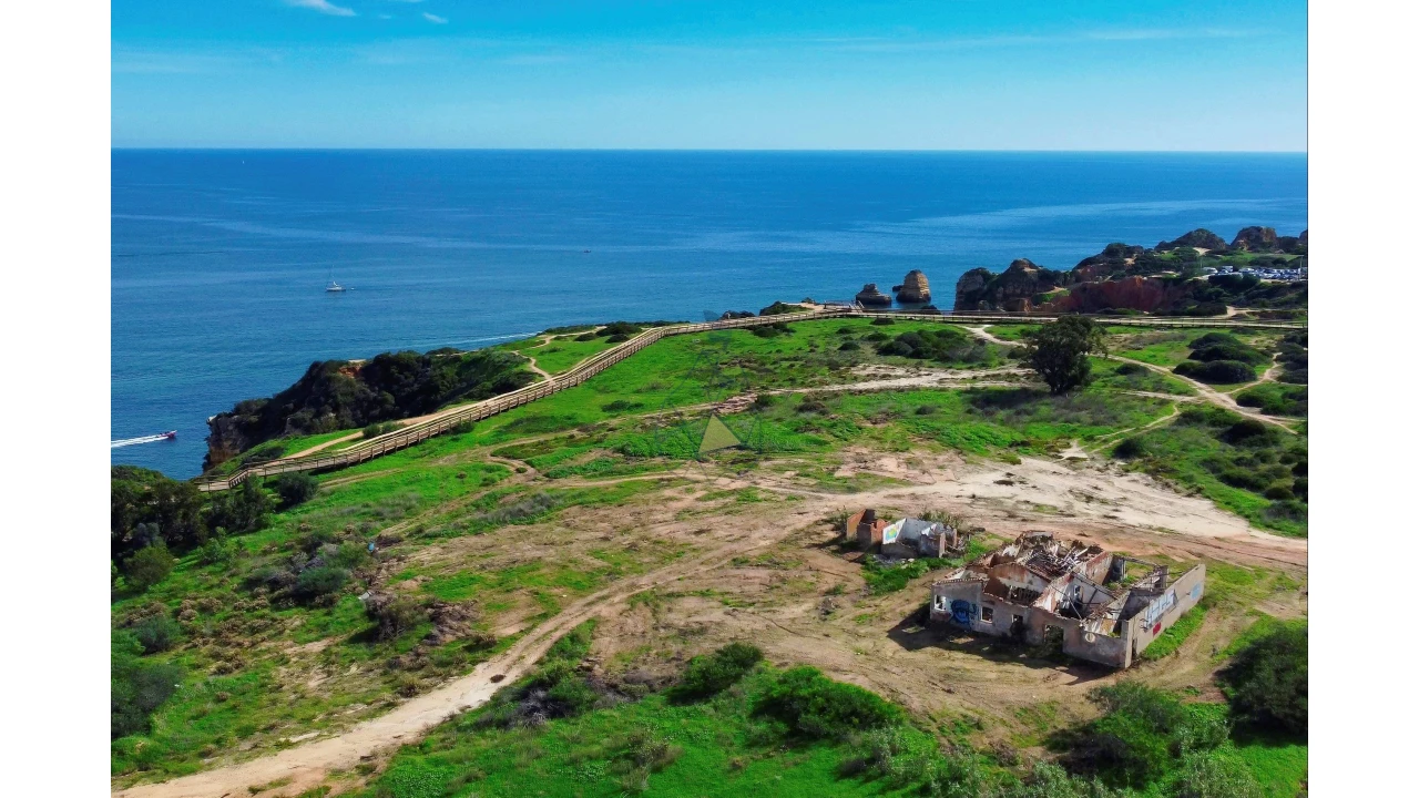 Terreno para Venda em Lagos (São Sebastião e Santa Maria) Foto 8