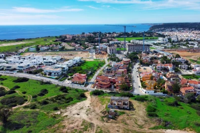 Terreno para Venda em Lagos (São Sebastião e Santa Maria)