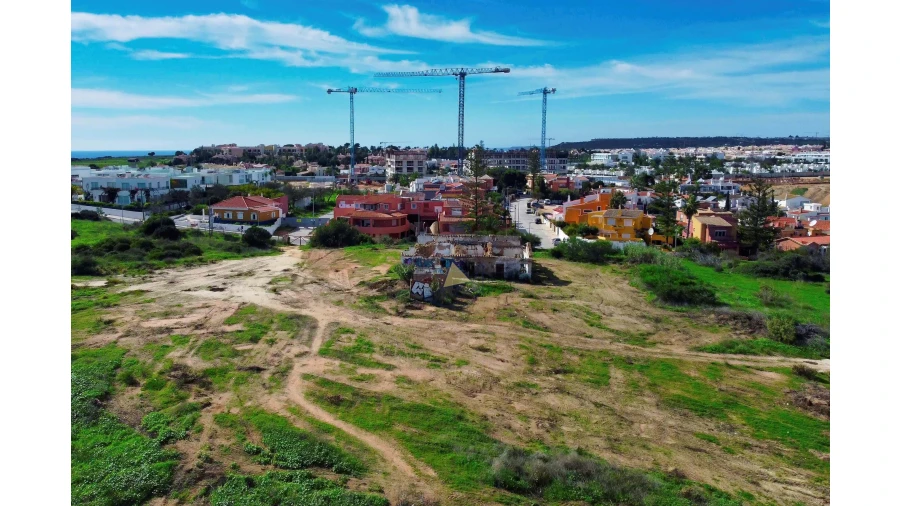 Terreno para Venda em Lagos (São Sebastião e Santa Maria) Foto 12
