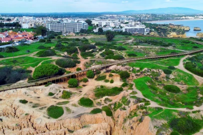 Terreno para Venda em Lagos (São Sebastião e Santa Maria)
