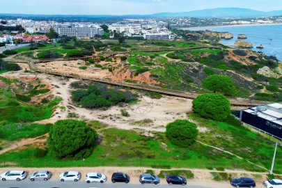 Terreno para Venda em Lagos (São Sebastião e Santa Maria)