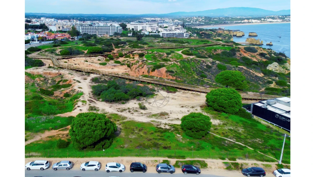 Terreno para Venda em Lagos (São Sebastião e Santa Maria) Foto 8