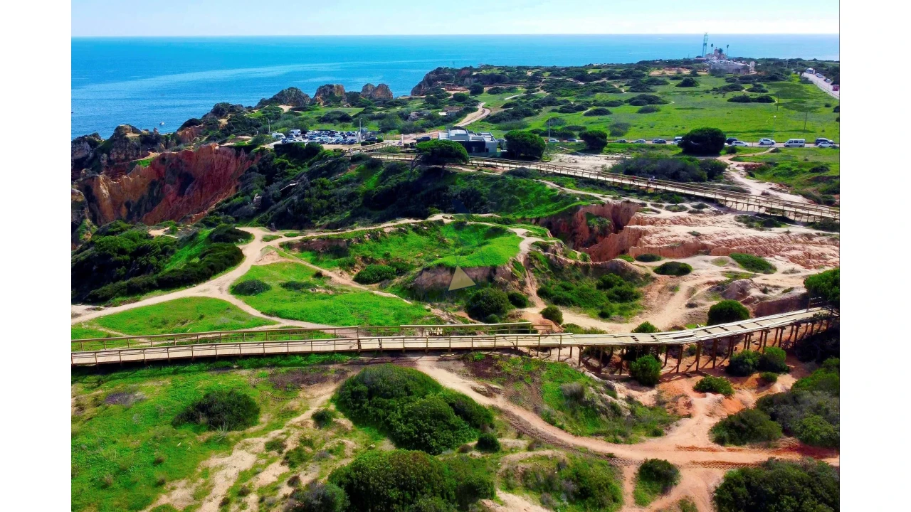 Terreno para Venda em Lagos (São Sebastião e Santa Maria) Foto 6