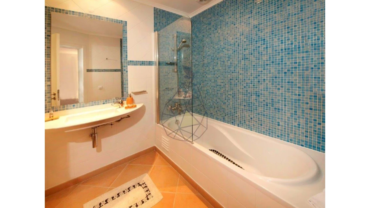 Negócio para Venda em Luz Foto 7